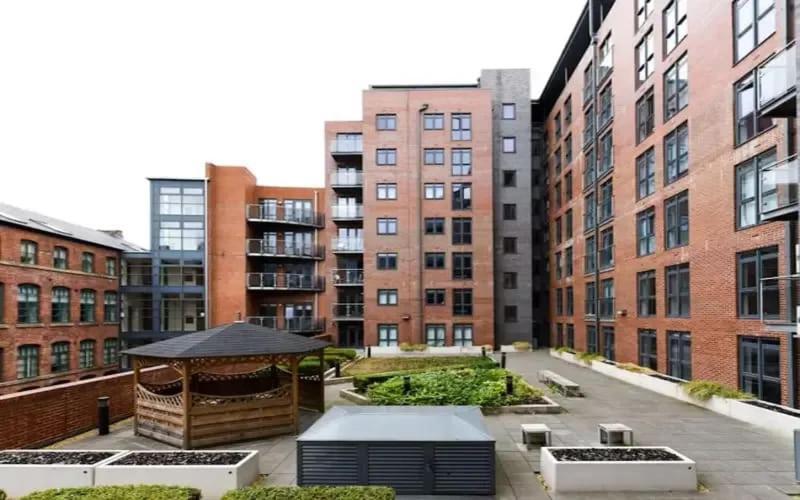 Corner House In Sheffield Exterior foto