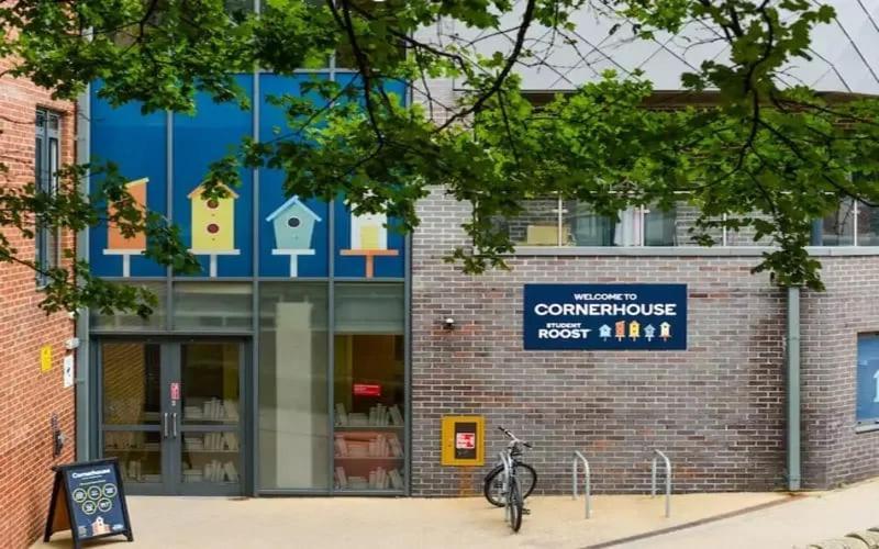 Corner House In Sheffield Exterior foto